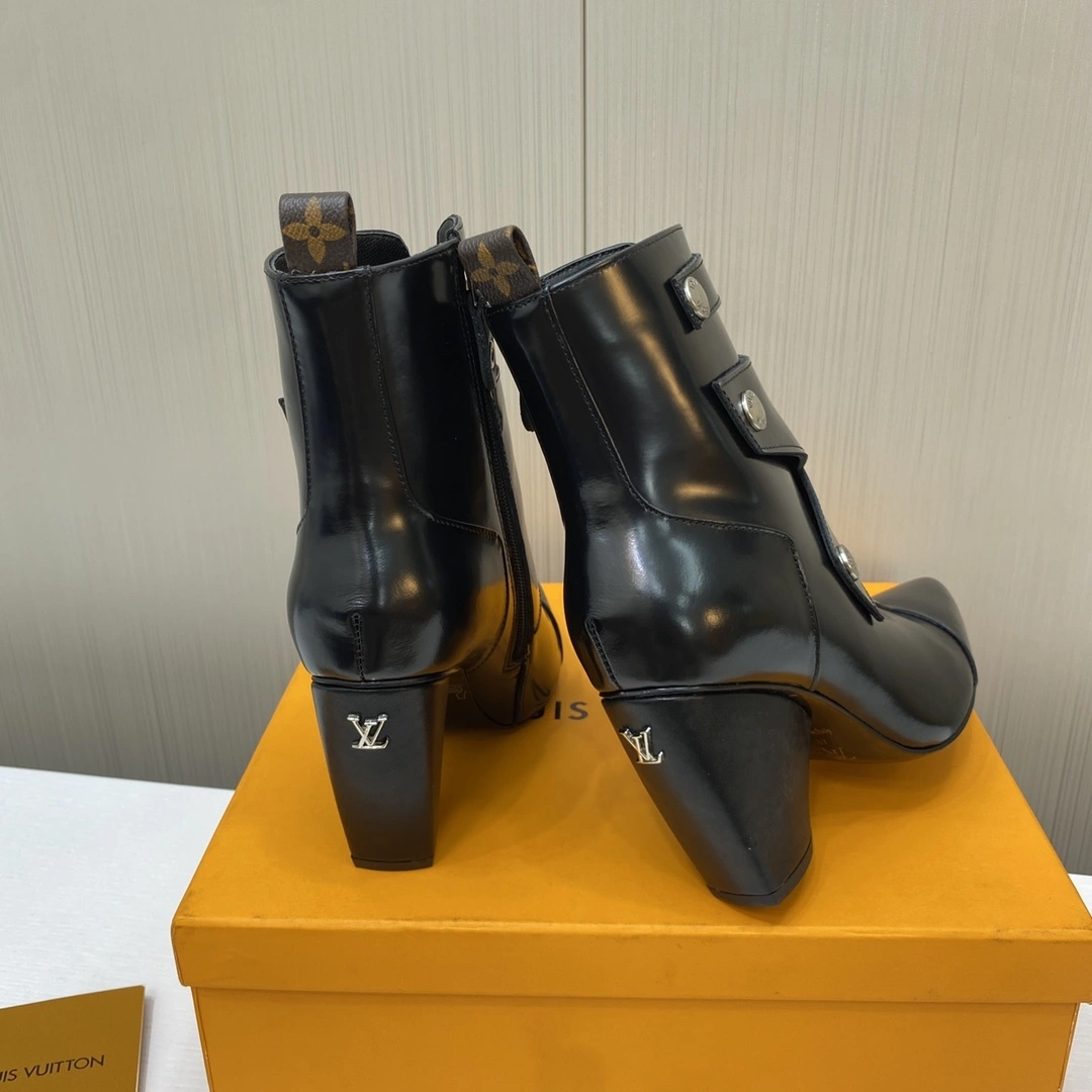 COCO-- 8V 1AD1TF cowhide sheepskin Heel height：9.5CM item:D-X000I0307